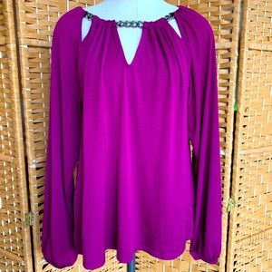 Jennifer Lopez purple blouse